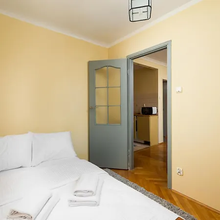 Apartment Saska Kepa Standard Warsaw