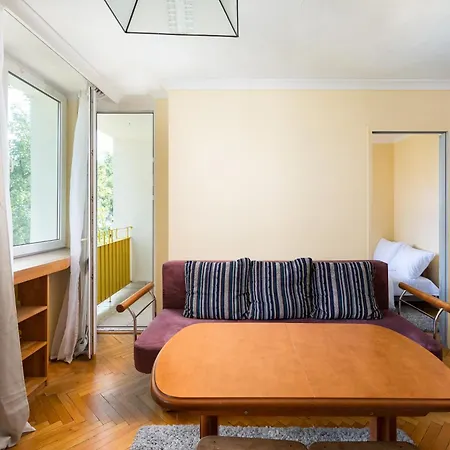 Saska Kepa Standard Apartament *