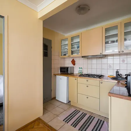 Saska Kepa Standard Apartament